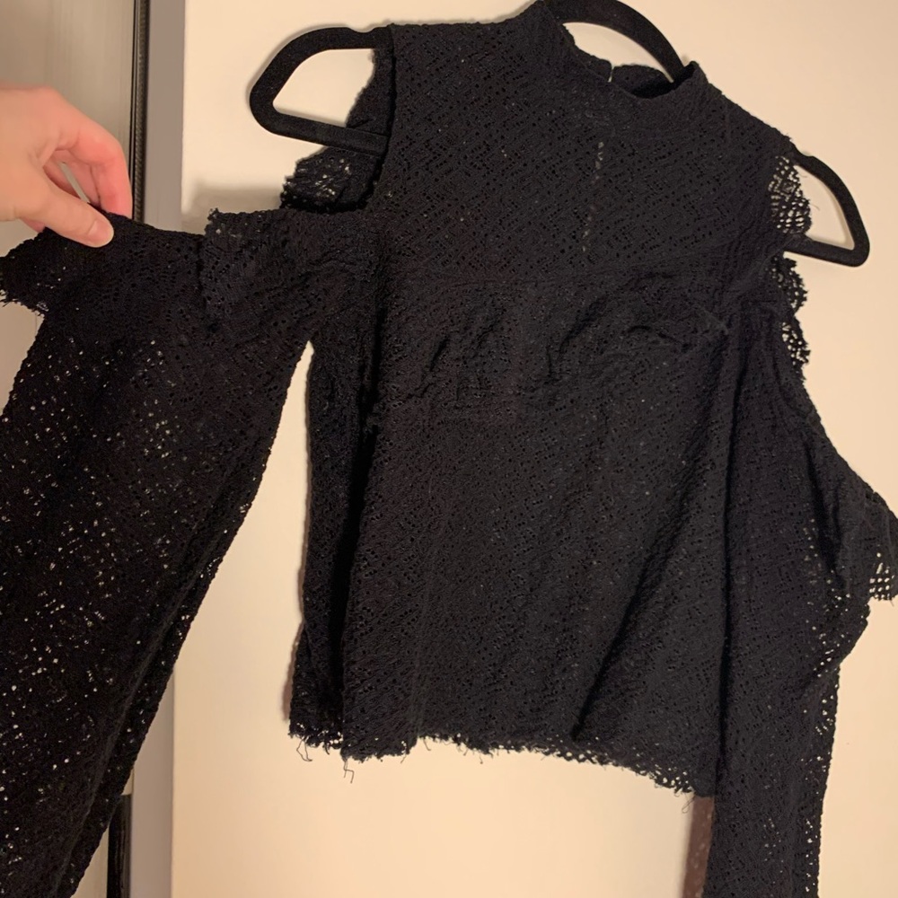 3/$30 Zara Black Lace Cold Shoulder Top - Picture 4 of 5